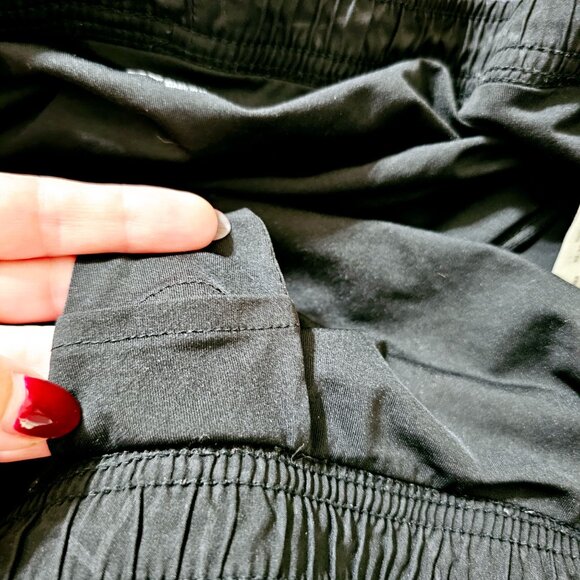 Old Navy Womens Active Black Polyester Shorts S ~S68.4 - Picture 3 of 7